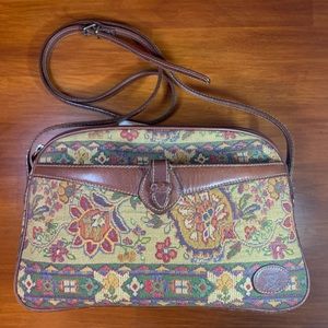 Liz Claiborne Vintage Medium Sized Pursed